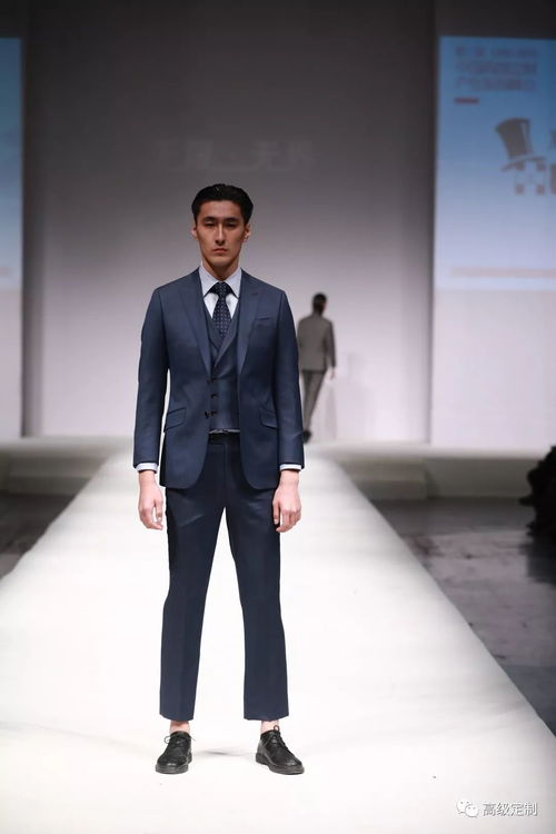 服裝設(shè)計(jì)精品課程第十四期集中班開課紀(jì)實(shí) 2019年4月2日，開啟創(chuàng)意與技藝之旅